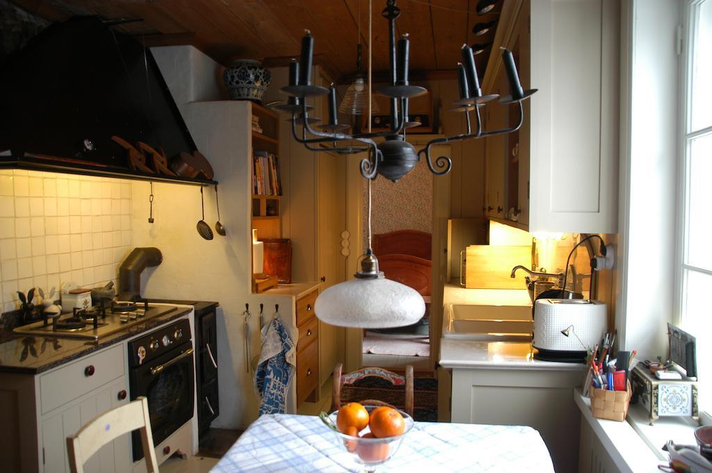 Villa 1800'S Townhouse Loviisa Habitación foto